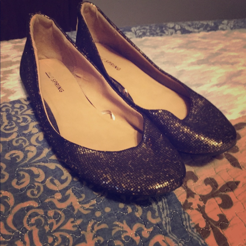 CALL IT SPRING Bronze & Black sparkly flats SIZE 6